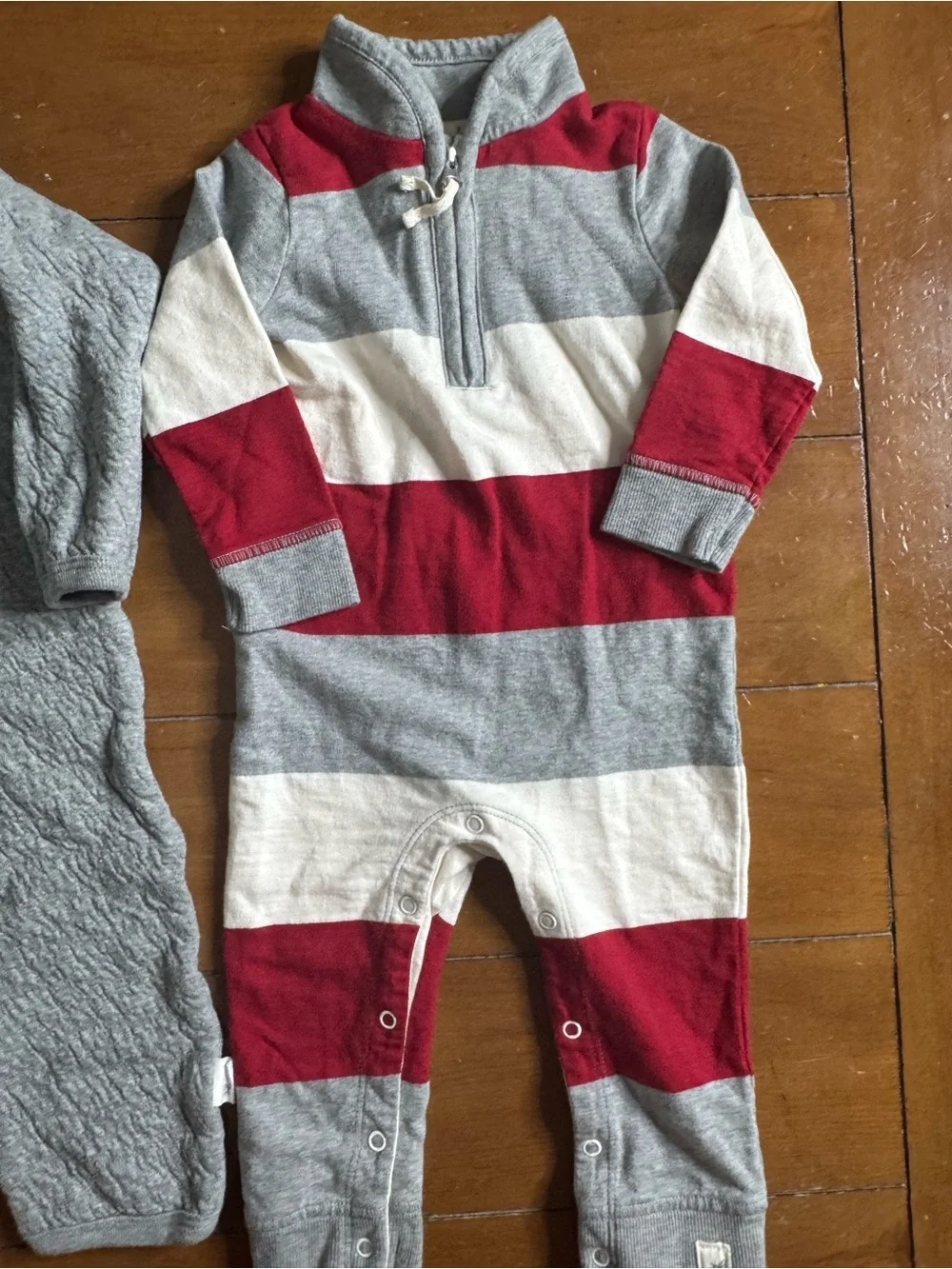 Burt’s Bees Baby Long-Sleeve One-Piece bundle